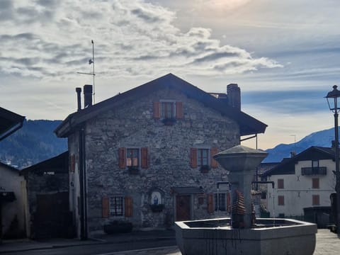 Casa all’antica fontana Apartment in Friuli-Venezia Giulia