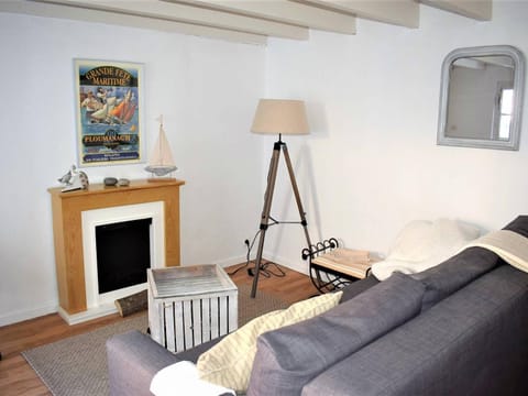 Maison de pêcheur à 50m du port et 300m de la plage avec WIFI, terrasse, et cheminée - Perros-Guirec - FR-1-368-157 House in Perros-Guirec