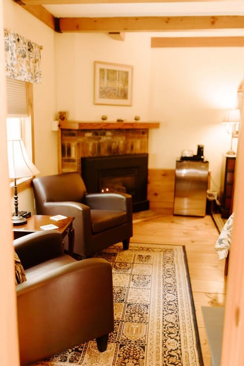 Snowvillage Inn Inn in Eaton