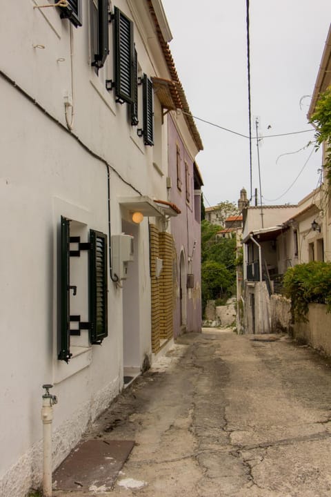 Central House House in Corfu, Greece