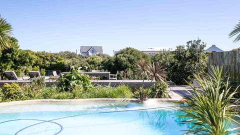 Noordhoek Beach Villa - solar back up power Bed and Breakfast in Cape Town