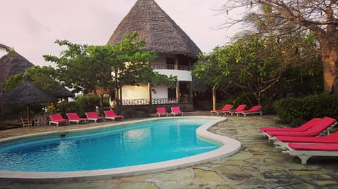 Garden, Swimming pool