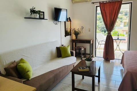 Rodakino Βay Apartment in Crete