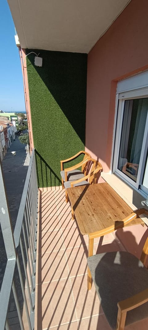 Apartamento con 3 dormitorios 3 minutos hasta la playa Apartment in Dénia