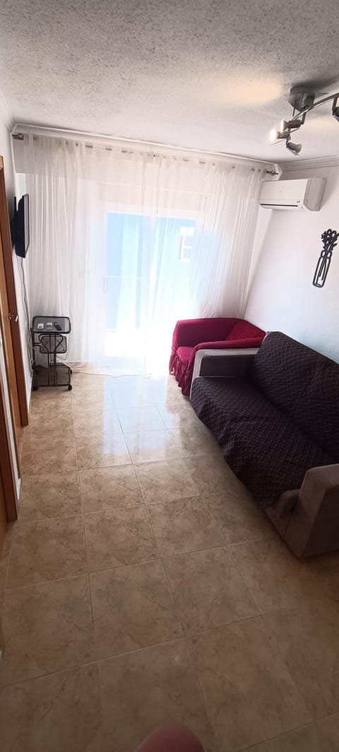 Apartamento con 3 dormitorios 3 minutos hasta la playa Apartment in Dénia