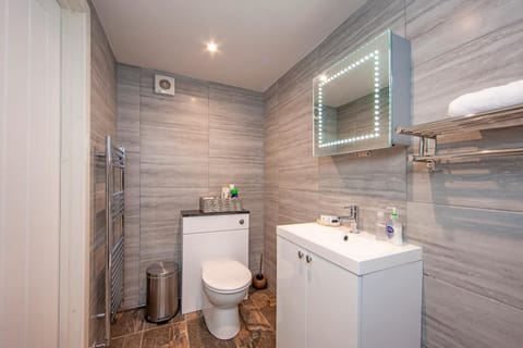 Mandarin Premier Apartments C - studio apt Apartment in Oban