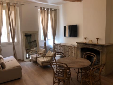 Maison d' Orange - Ponche Apartment in Saint-Tropez