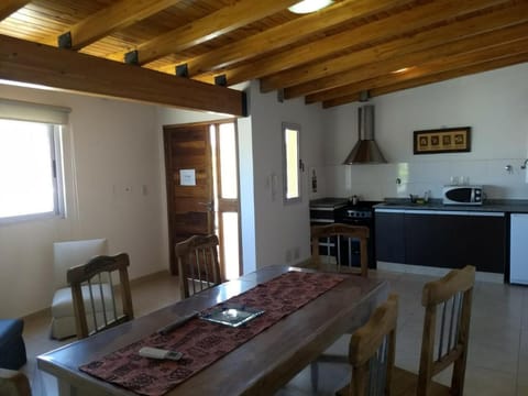 Kitchen or kitchenette, Living room, Dining area, minibar, pet friendly, stove