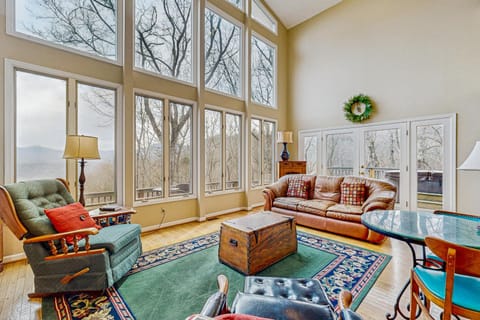 Wild Bird View House in Tennessee