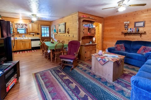 3 Bed 2 Bath Vacation home in Bryson City House in Swain County