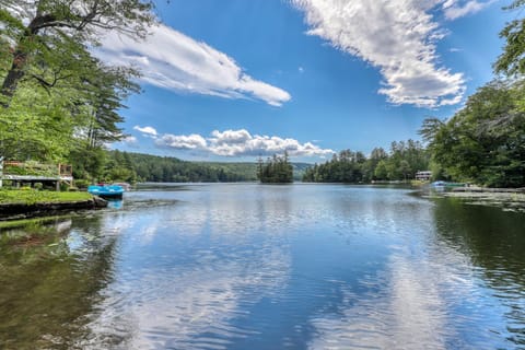 Lake Rescue Retreat House in Lake Rescue