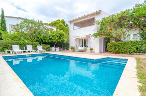 Property building, Swimming pool, Swimming pool