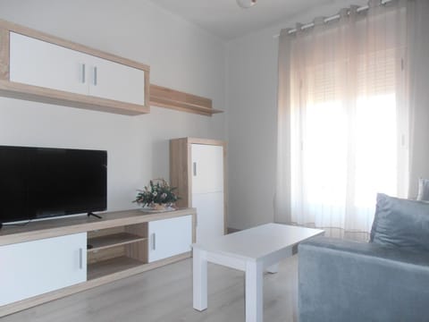Communal lounge/ TV room, Lounge or bar