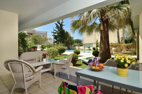 Patio, Garden, Balcony/Terrace, On site, Garden view, Pool view, Pool view, Swimming pool, Inner courtyard view