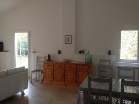 La Jacquemarie Apartment in Pernes-les-Fontaines