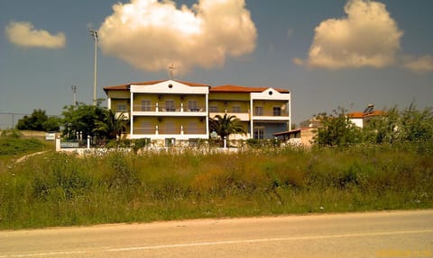Facade/entrance, Logo/Certificate/Sign