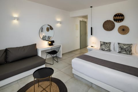 Living room, Photo of the whole room