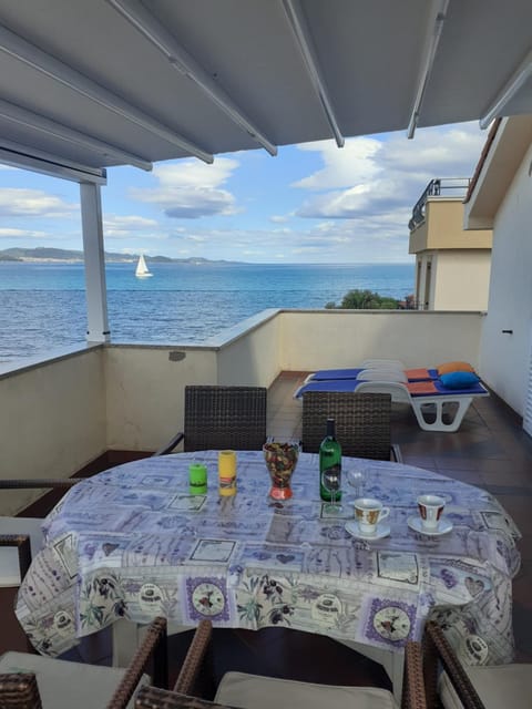 Balcony/Terrace, Seating area
