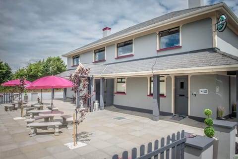 The Village Inn Apartment in County Kerry