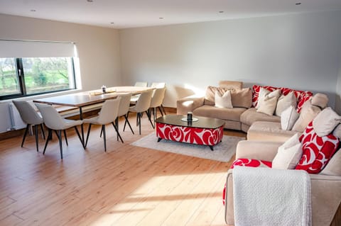 The Village Inn Apartment in County Kerry