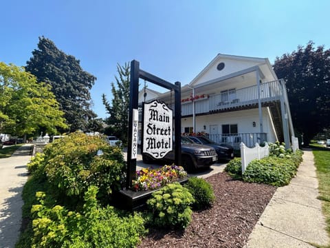 Facade/entrance, Property logo or sign