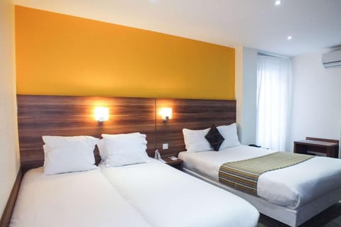 Photo of the whole room, On site