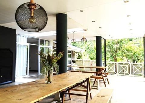 Patio, Day, BBQ facilities, Garden, View (from property/room), Balcony/Terrace, Balcony/Terrace, Seating area
