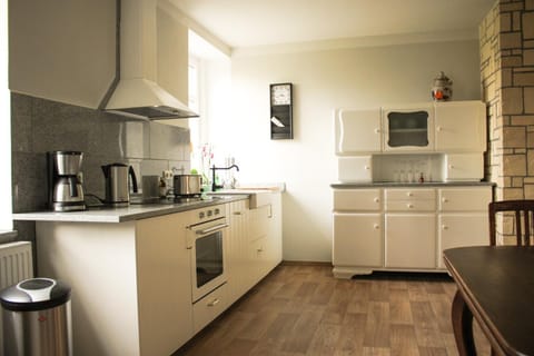 Dining area, Communal kitchen
