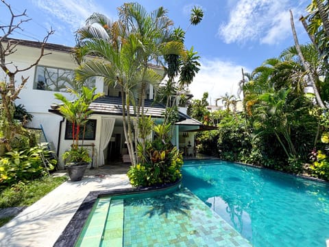 Villa Eindra Seminyak Villa in Kuta