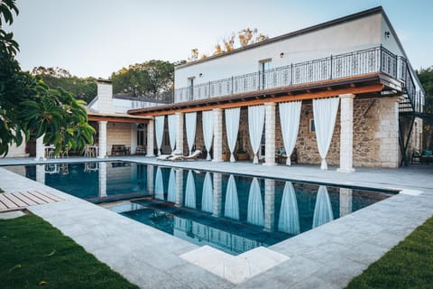 Property building, Patio, Swimming pool