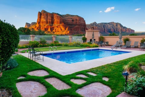 Spring, Summer, Autumn, On site, Landmark view, Mountain view, Pool view