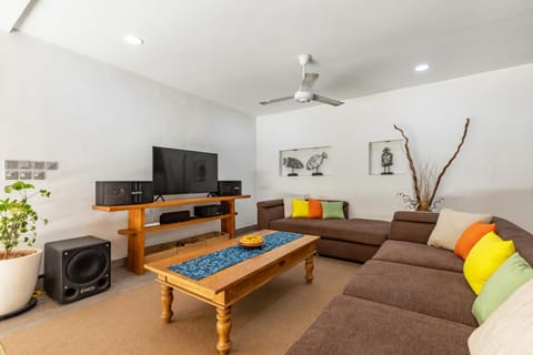 Communal lounge/ TV room, Living room