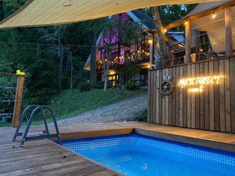 Property building, Swimming pool