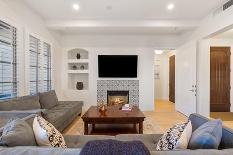 C44 Lux Villa Near Clubhouse With Ms, Pac Man Condo Apartment in Indian Wells