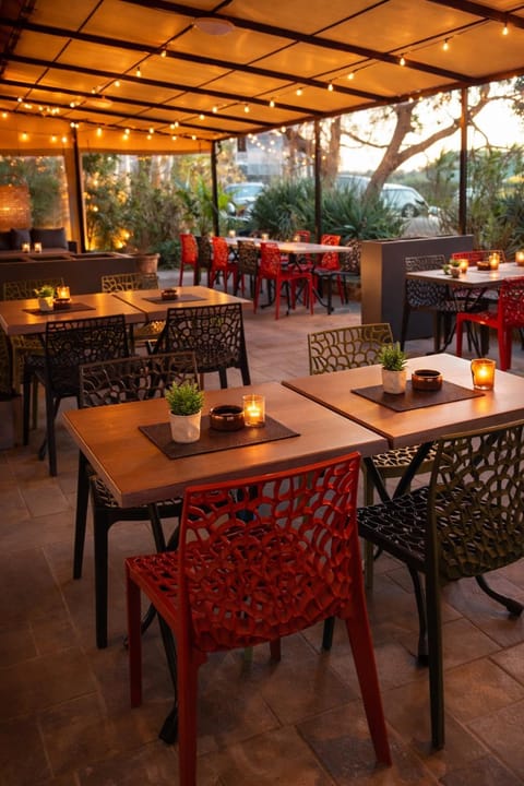 Patio, Balcony/Terrace, Seating area