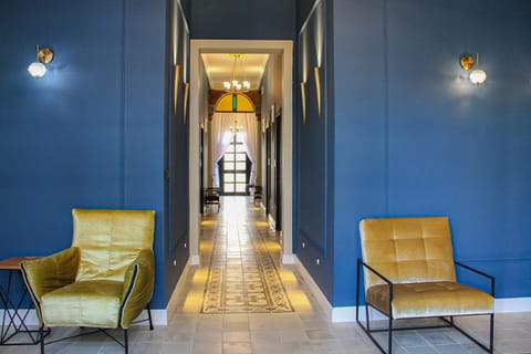 Lobby or reception, Seating area