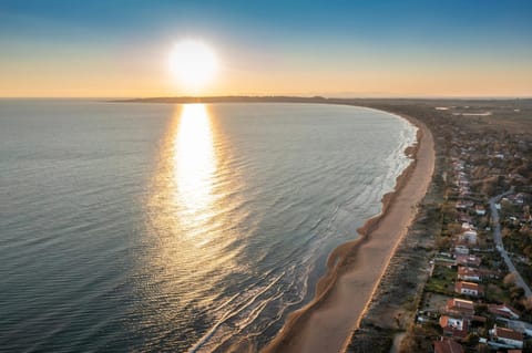 Day, Natural landscape, Bird's eye view, Garden, Beach, Sea view, Sunrise, Sunset