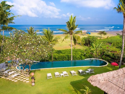 Day, Natural landscape, Garden, Pool view, Sea view, Swimming pool, sunbed