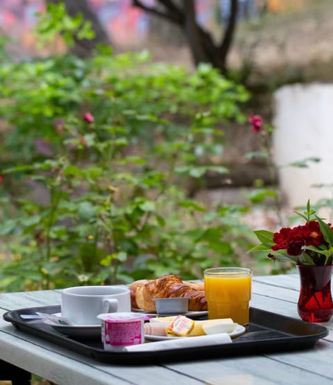 Food and drinks, Breakfast, Continental breakfast, Buffet breakfast