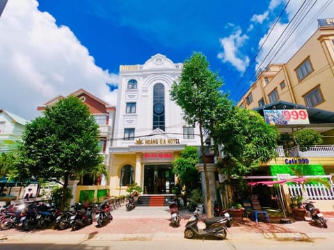 Nearby landmark