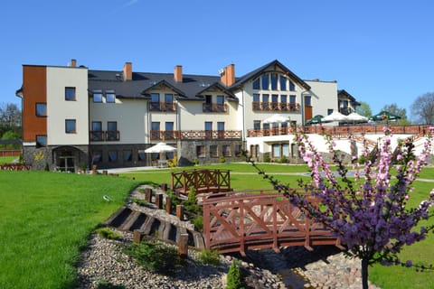 Property building, Garden