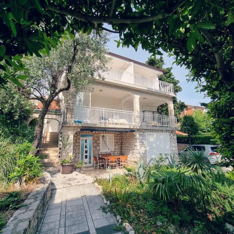 Property building, Garden