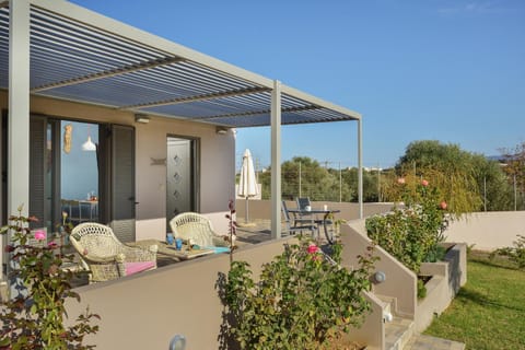 Alexandra's Garden Houses Apartment in Crete