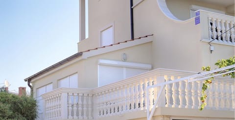 Property building, View (from property/room)