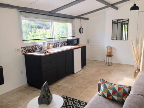 Gite aux Lauriers d'Adhémar House in Provence-Alpes-Côte d'Azur