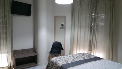 Hostal Tilos Bed and Breakfast in Malaga