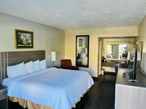 Alpine Valley Inn Inn in Helen