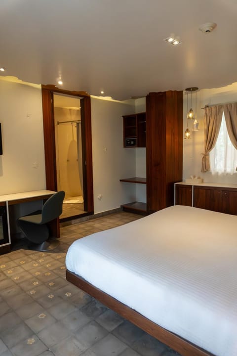 Photo of the whole room, wardrobe