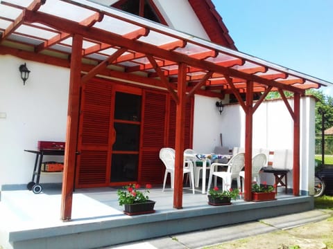 Property building, Balcony/Terrace