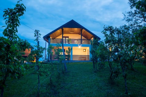 Property building, Garden, On site